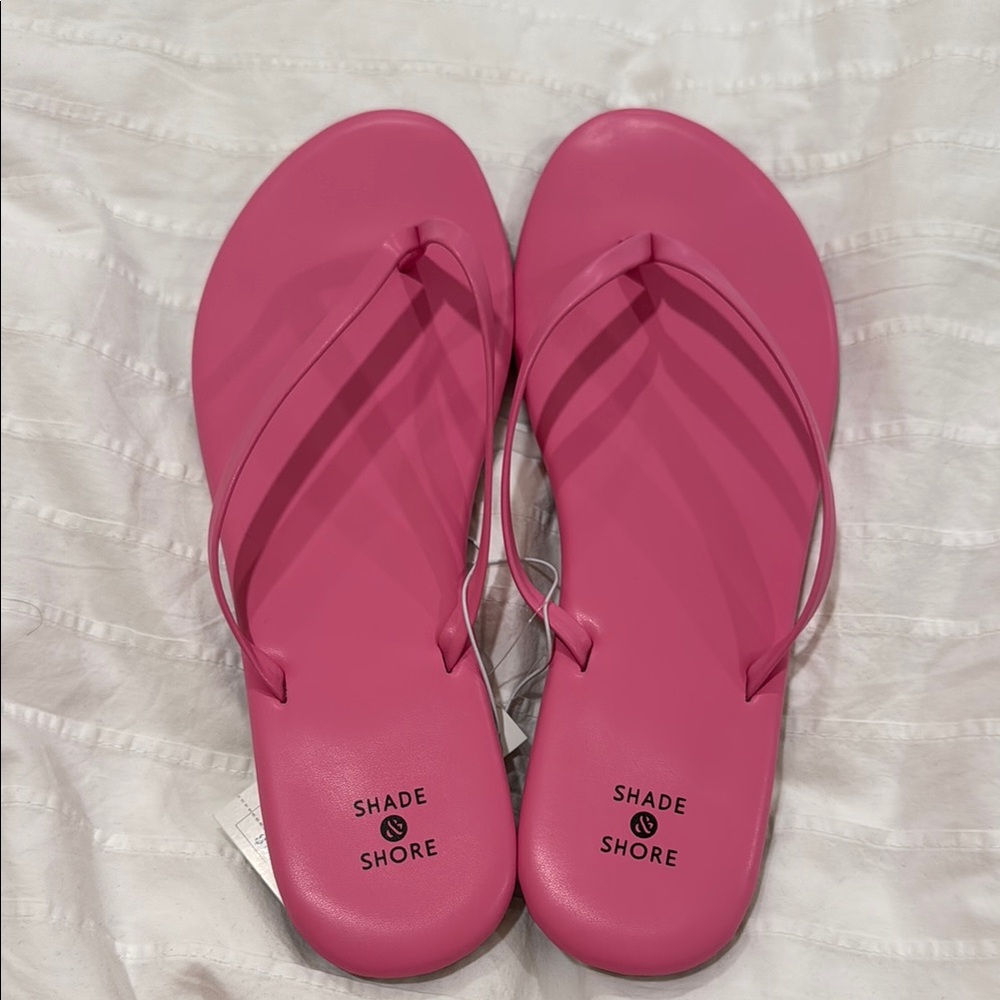 Shade & Shore Pink Flip Flops